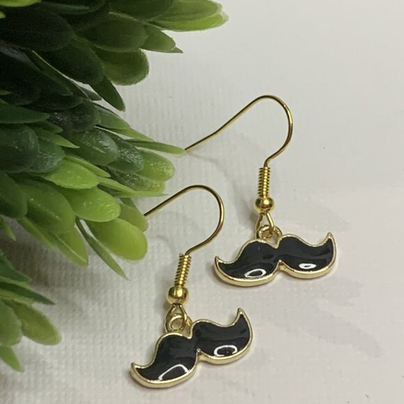 Mustache Earring, Mustache Jewelry, Cinco De Mayo Earring, Gift Idea - Picture 2 of 5